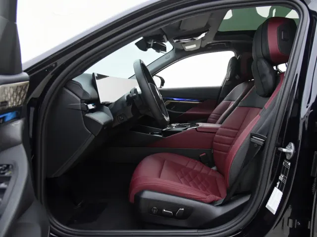 BMW 5 Series — Фото автомобиля 12