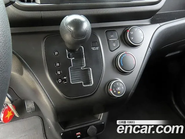 Kia RAY Новый Kia Ray Фургон — Фото автомобиля 10