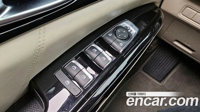 Kia Canival Carnival 4 поколение Дизель 9 мест Signature — Фото автомобиля 16
