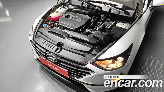 Hyundai Sonata Sonata (DN8) 2.0 LPG(Для проката) — Фото автомобиля 6