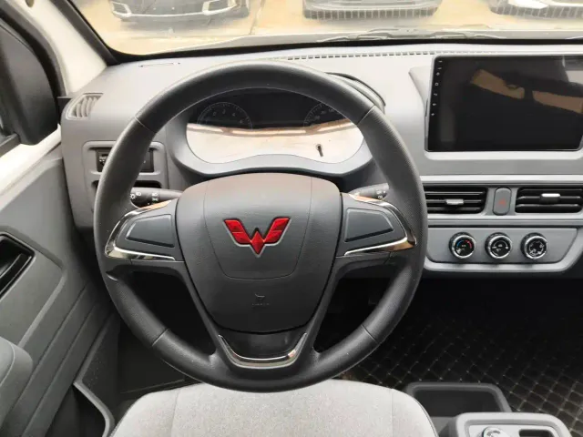Wuling Yangguang — Фото автомобиля 8