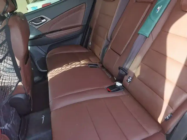 Isuzu mu-X Ranger — Фото автомобиля 19