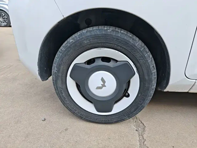 Wuling Hongguang Mini EV — Фото автомобиля 22