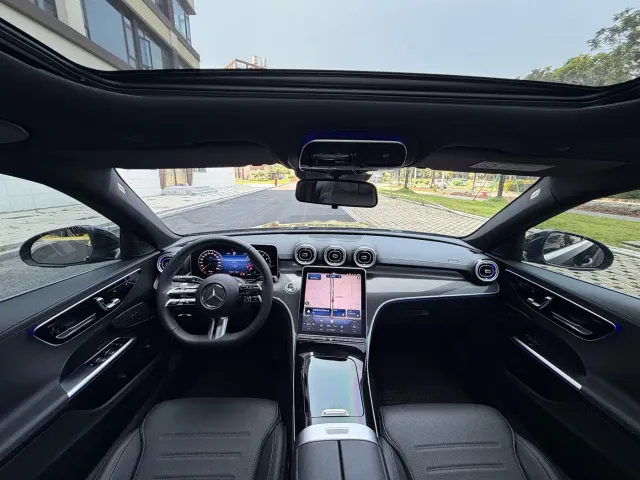Mercedes-Benz C-Class — Фото автомобиля 6