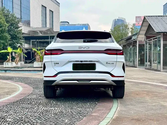 BYD Song PLUS — Фото автомобиля 18