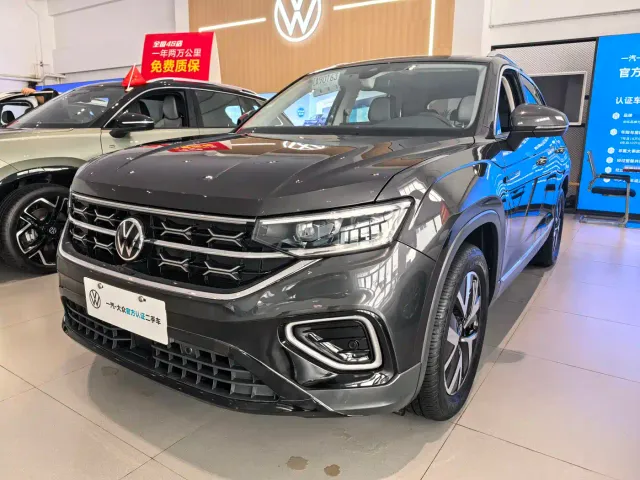 Фотография автомобиля — Volkswagen Tayron