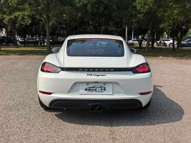 Porsche 718 — Фото автомобиля 5