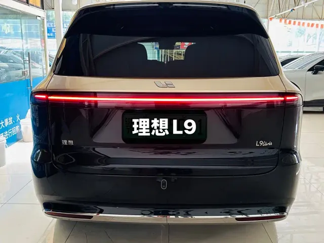 Li Auto Li Xiang L9 2026 Base Model — Фото автомобиля 5