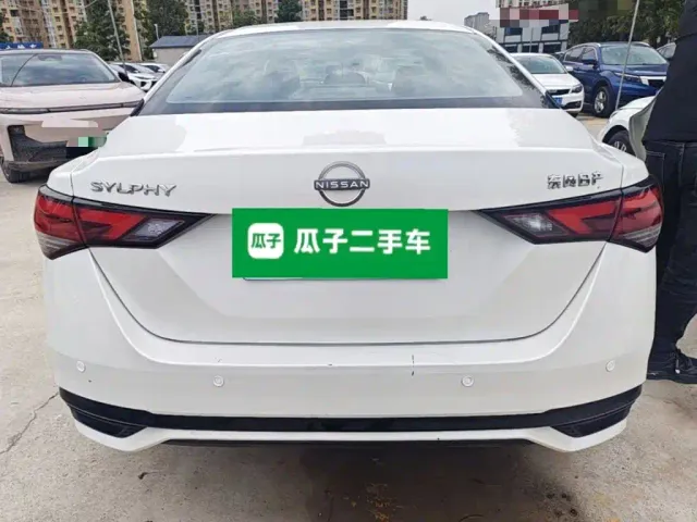 Nissan Sylphy — Фото автомобиля 5