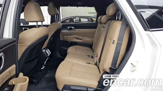 Kia Sorento Новый Sorento 4 поколение Дизель 2.2 2WD — Фото автомобиля 22