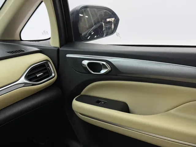 GAC Trumpchi M6 — Фото автомобиля 10