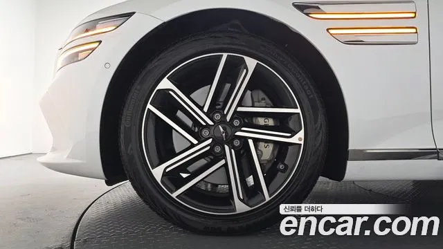 Genesis G80 RG3 — Фото автомобиля 5