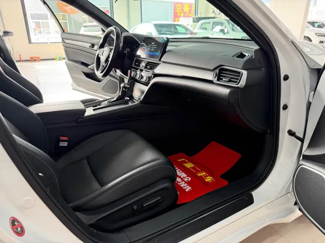Honda Inspire — Фото автомобиля 9