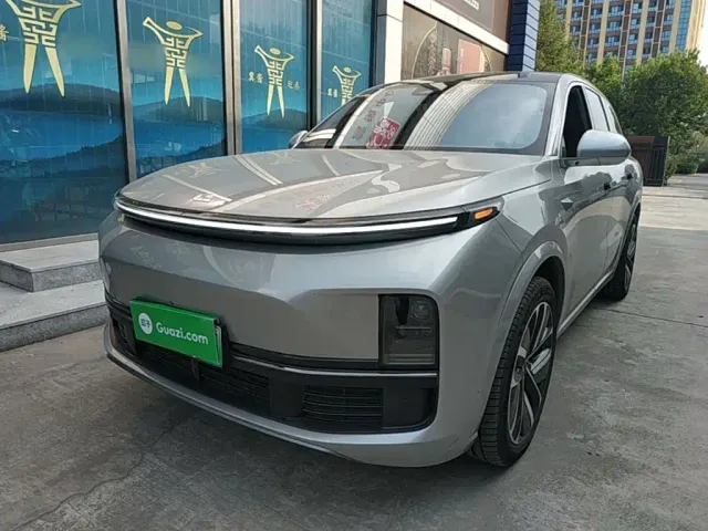 Фотография автомобиля — Li Auto L8