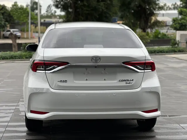 Toyota Corolla — Фото автомобиля 4