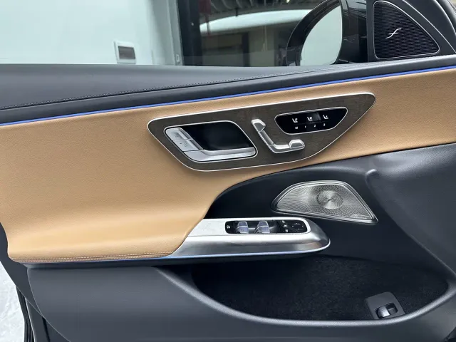 Mercedes-Benz E-Class — Фото автомобиля 20