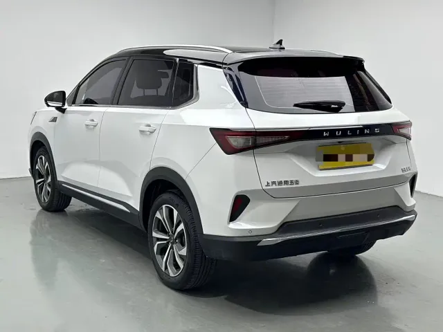 Wuling Asta — Фото автомобиля 7