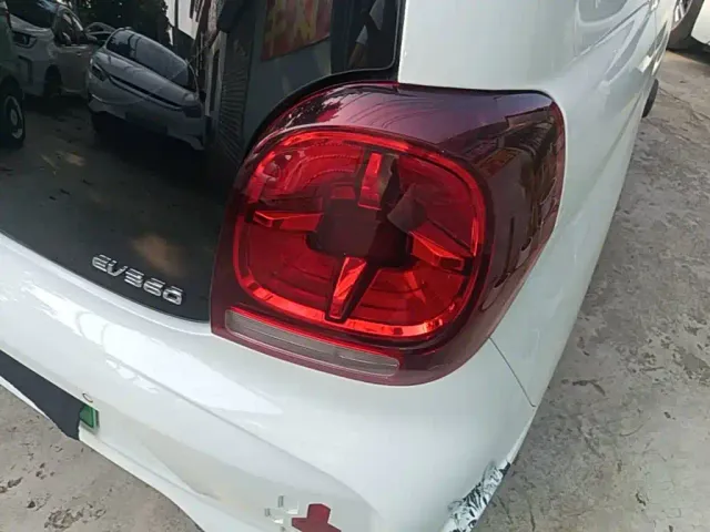 Roewe Clever — Фото автомобиля 7