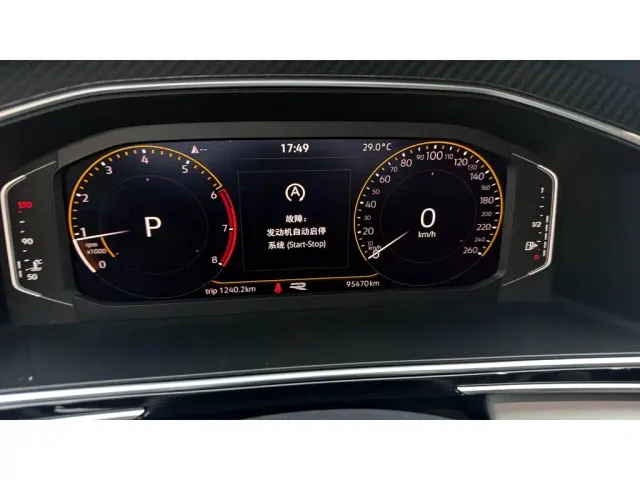 Volkswagen Tiguan L — Фото автомобиля 3
