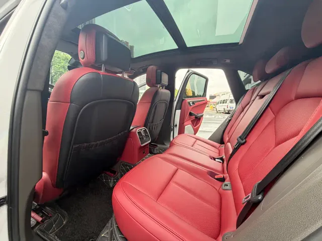 Porsche Macan — Фото автомобиля 13