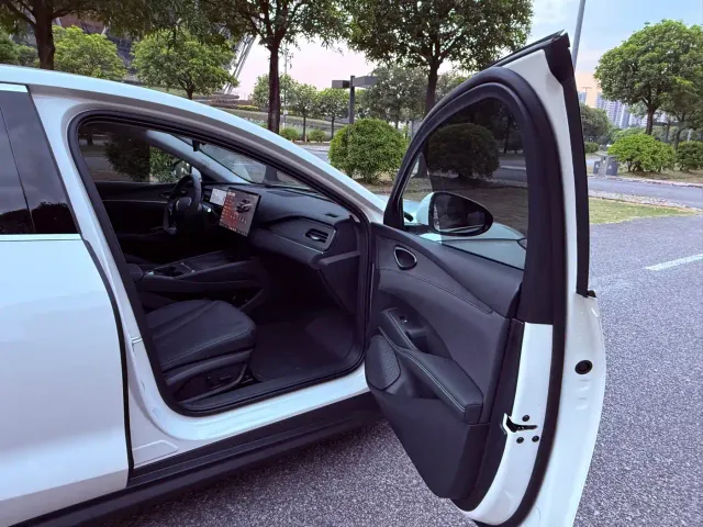 BYD Seal 06 — Фото автомобиля 9
