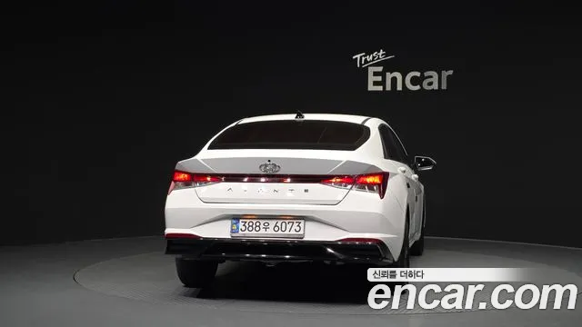 Hyundai AVANTE Avante (CN7) — Фото автомобиля 4