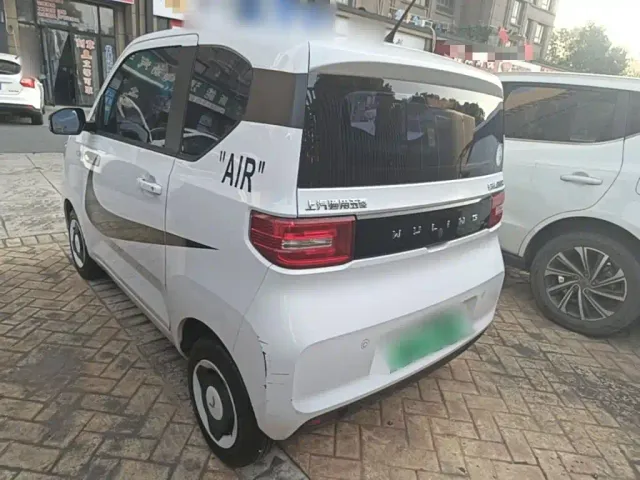 Wuling Hongguang Mini EV — Фото автомобиля 4