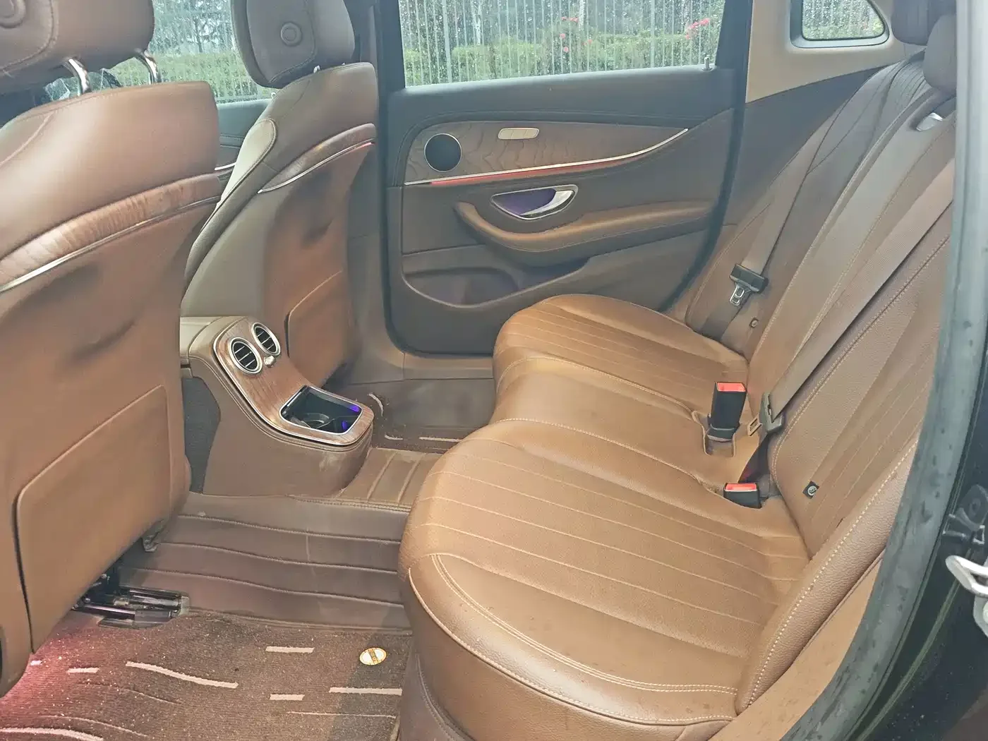 Mercedes-Benz Mercedes-Benz E-Class 2022 E 260 L — Фото автомобиля 24