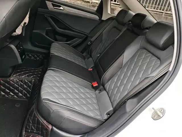 Volkswagen Sagitar — Фото автомобиля 16