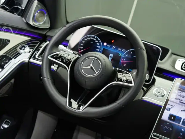Mercedes-Benz Maybach S-Class — Фото автомобиля 23
