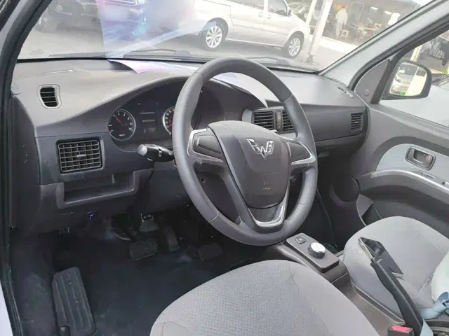 Wuling Rongguang EV — Фото автомобиля 9