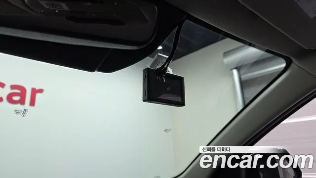 Kia Niro Niro (New) — Фото автомобиля 30