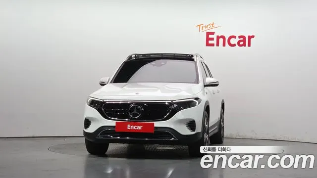 Mercedes-Benz EQB X243 — Фото автомобиля 3