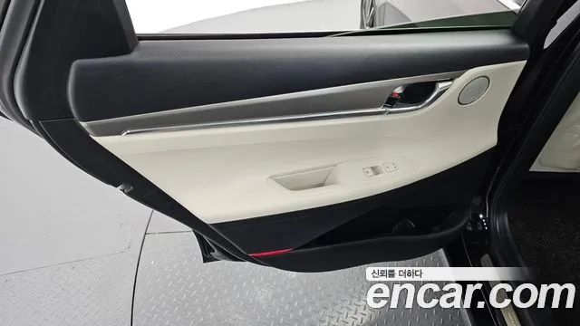 Hyundai Grandeur Новый Grandeur IG — Фото автомобиля 20
