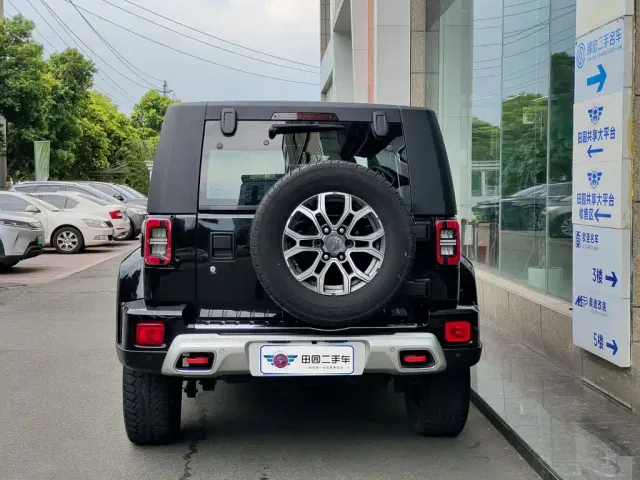 BAIC BJ40 — Фото автомобиля 5