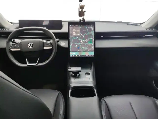Changan Eado — Фото автомобиля 12