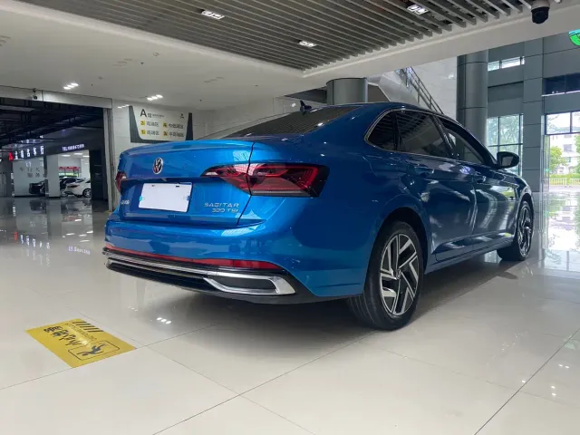 Volkswagen Sagitar — Фото автомобиля 6