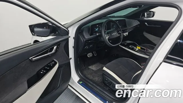 Kia EV6 Long Range — Фото автомобиля 10