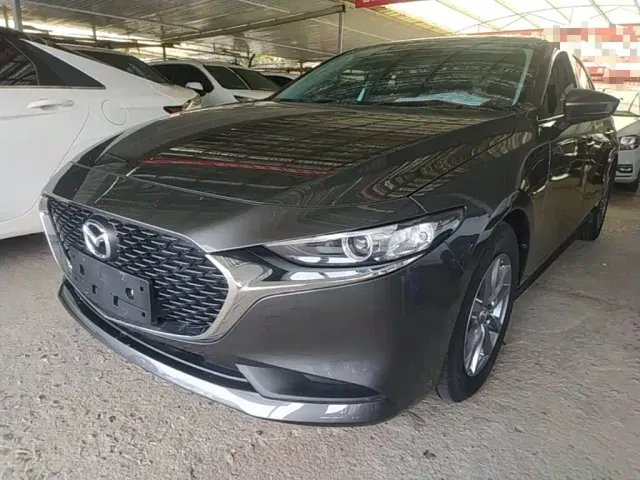 Фотография автомобиля — Mazda Axela