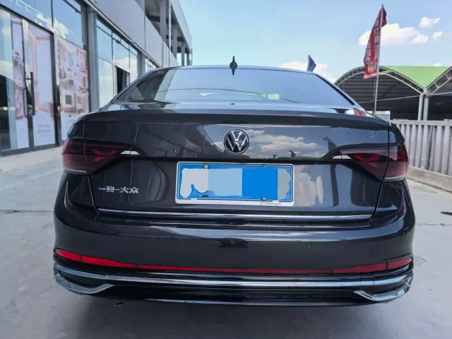 Volkswagen Sagitar — Фото автомобиля 3