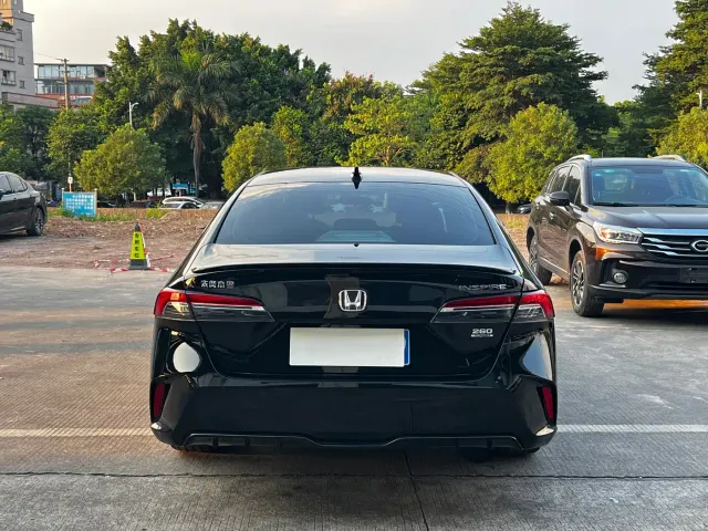 Honda Inspire — Фото автомобиля 8