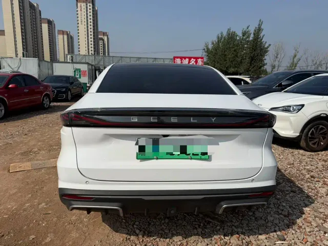Geely Galaxy L6 — Фото автомобиля 7