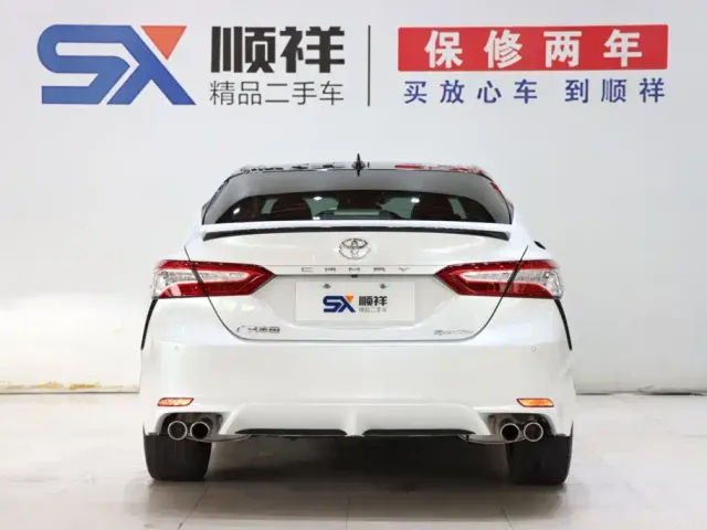 Toyota Camry — Фото автомобиля 5