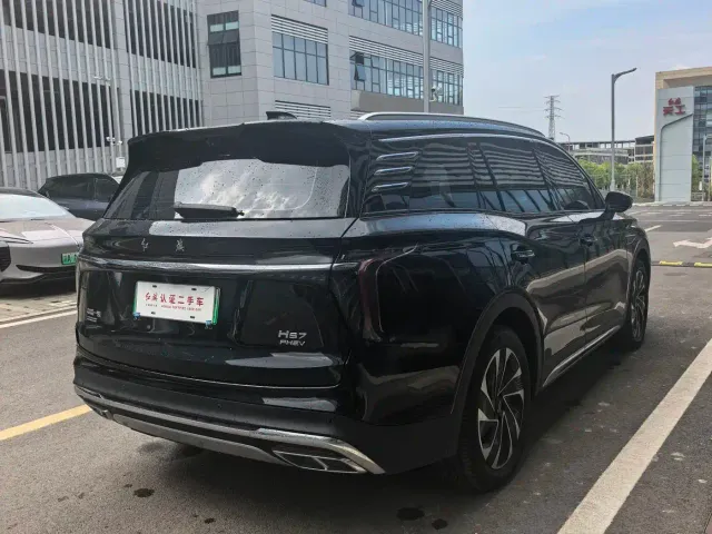 Hongqi HS7 PHEV — Фото автомобиля 9