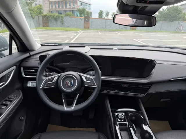 Buick Envision S — Фото автомобиля 8