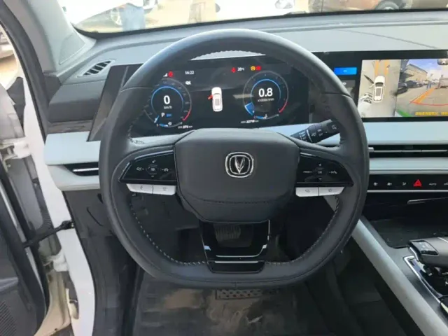 Changan CS75 Plus — Фото автомобиля 10