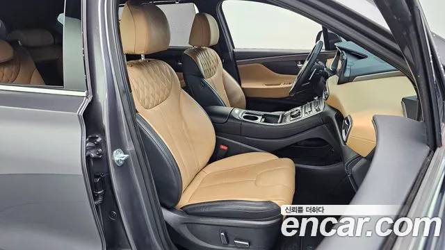 Hyundai Santa Fe — Фото автомобиля 16