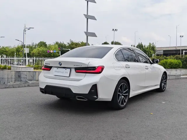 BMW 3 Series — Фото автомобиля 7