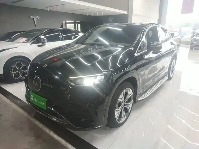 Фотография автомобиля — Mercedes-Benz EQE SUV