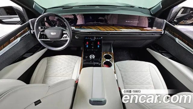 Cadillac Escalade — Фото автомобиля 10